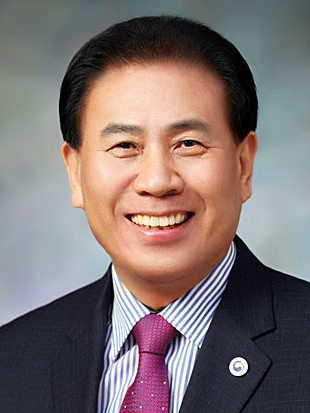 신대철 시인