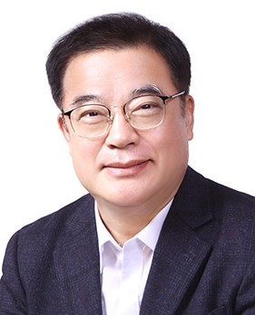 ▲김양원<br>①더불어민주당 ②1965.10.19(60세) ③부안군 주산면 외돈안길 ④정당인 ⑤고려대학교 농업경제학과 졸업	⑥(전)전주부시장 / (전)전북특별자치도 투자유치국장 ⑦없음