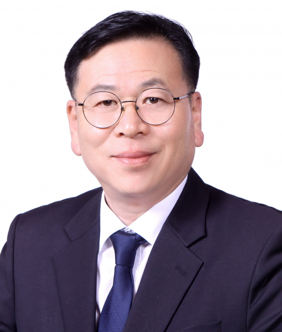 ▲이강세<br>①더불어민주당 ②1968.06.26(57세) ③부안군 부안읍 번영로 ④부안군의회의원 ⑤전주대학교 물류유통과 졸업 ⑥전 8대 및 현 부안군의회 부의자 ⑦1건